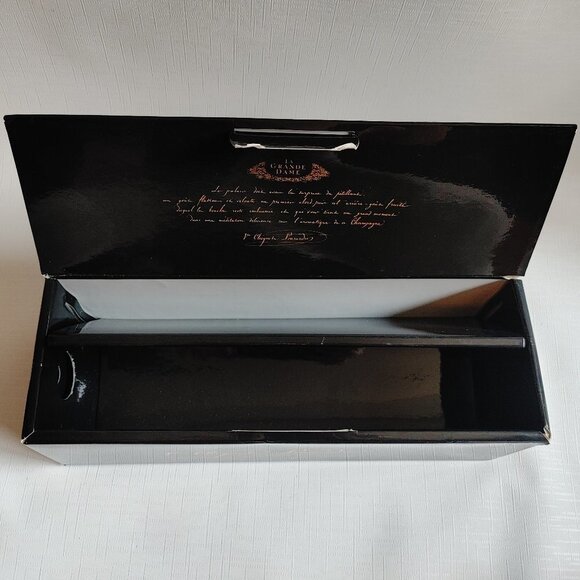 Veuve Clicquot La Grande Dame Champagne Presentation Box - Picture 2 of 8